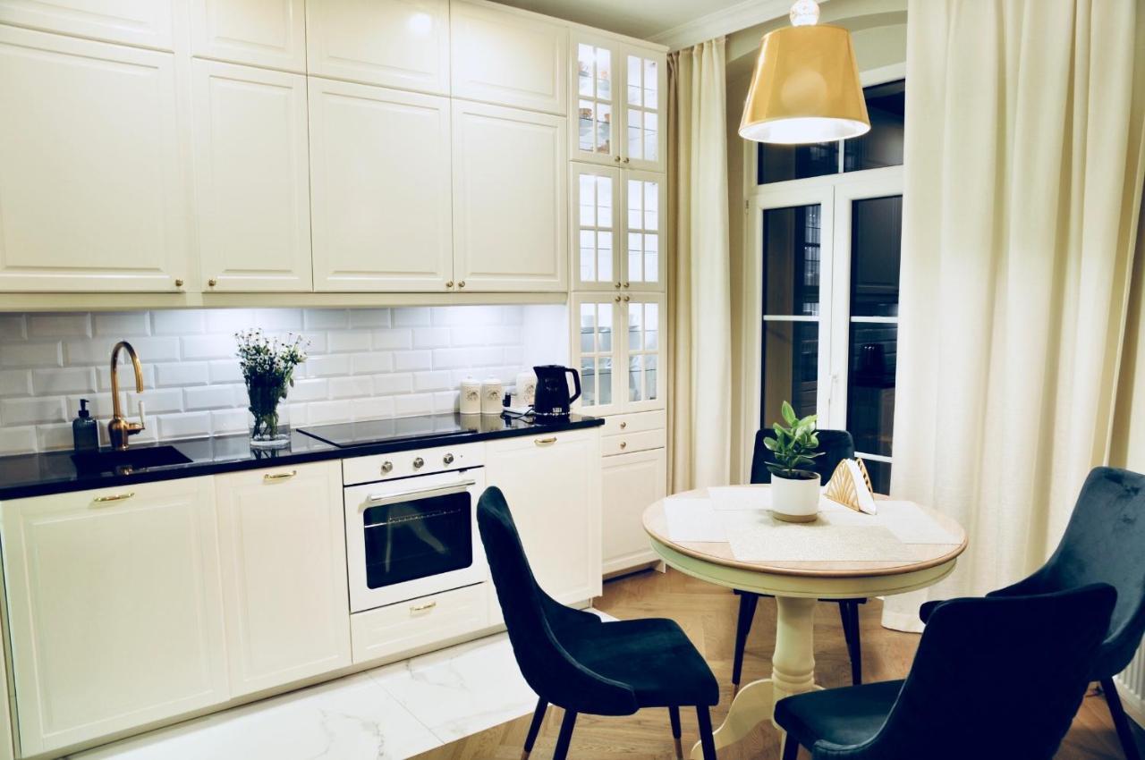 Gold Apartment Piotrkowska 37 Łódź Esterno foto