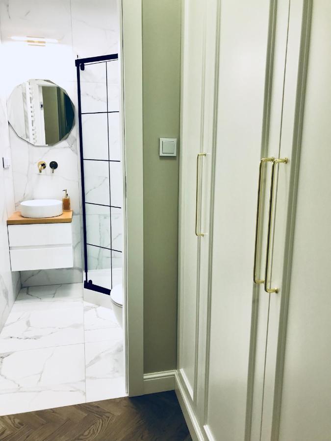 Gold Apartment Piotrkowska 37 Łódź Esterno foto